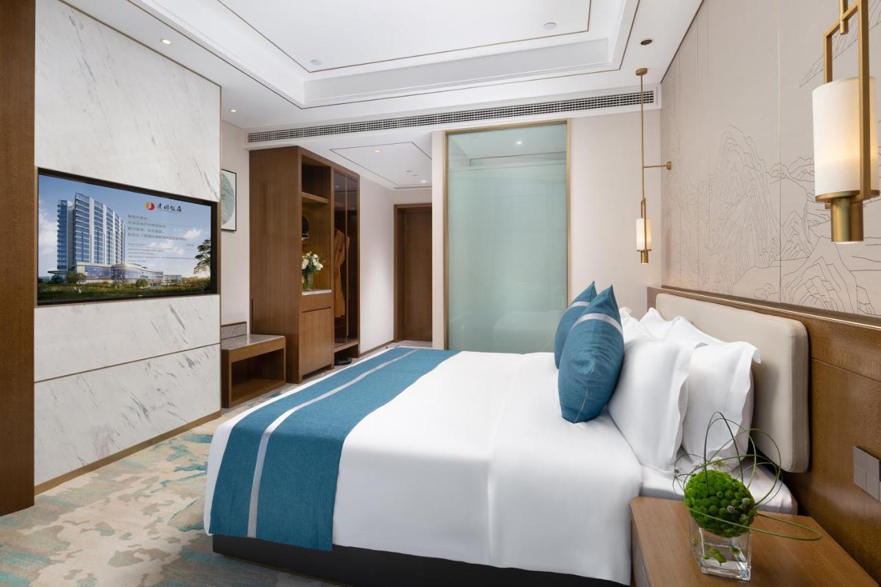 Luzhou Jianguo Hotel Exterior photo